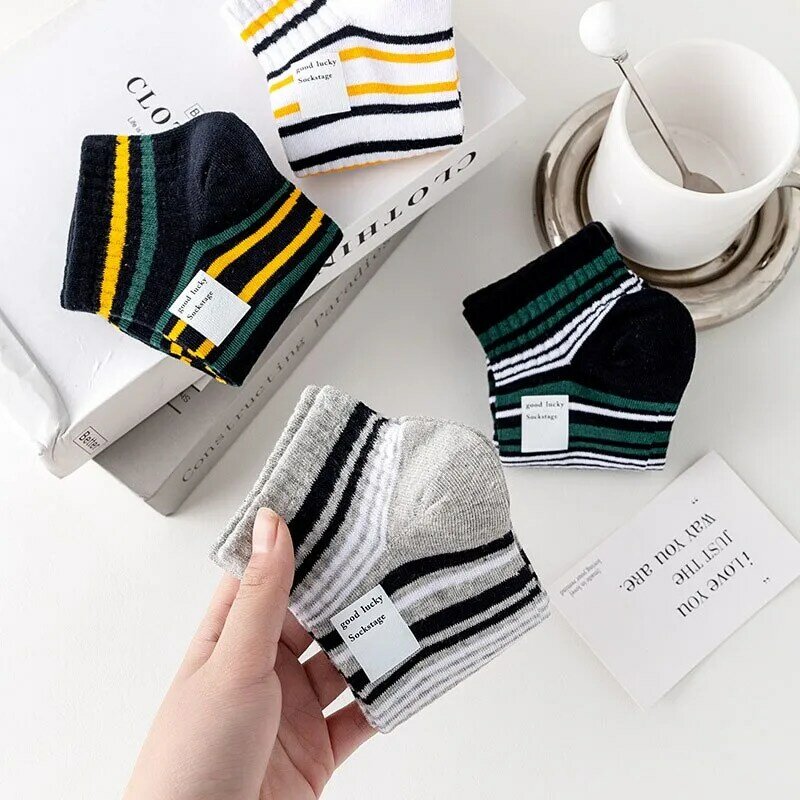 Calcetines de algodón a rayas para hombre y mujer, medias versátiles de Estilo Vintage japonés, Ideal para deportes de calle, primavera y verano, V106
