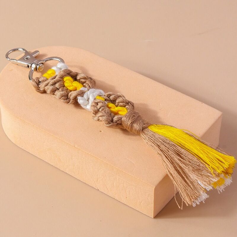 Phone Wristband Hand knitted Flower Keychain Bag Hanging DIY Craft Accessories Flower Tassels Keychain Hand-woven Bag Pendant