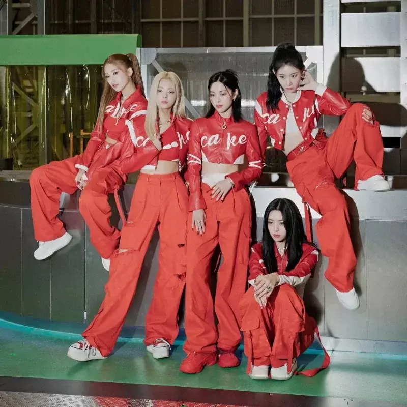 Kpop 걸 그룹 재즈 댄스 코스튬 의상, 섹시한 레드 지퍼 재킷, 스트레이트 와이드 레그 팬츠, 공연 의상, 한국 무대 착용