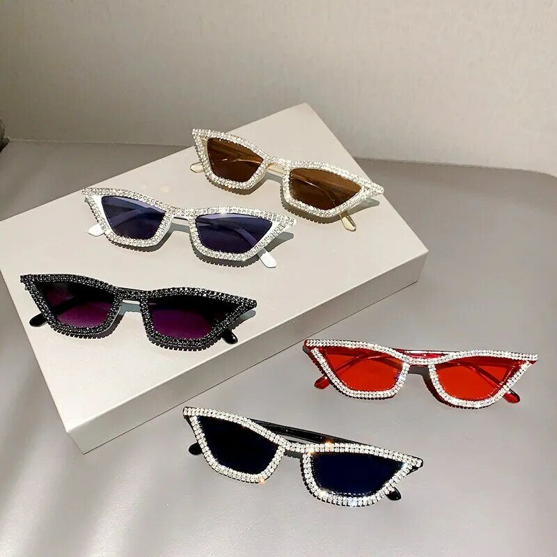 Conjunto de gafas de sol con montura pequeña para mujer, anteojos de sol de estilo triangular, Ojo de Gato, diamantes, marca de lujo, 2023