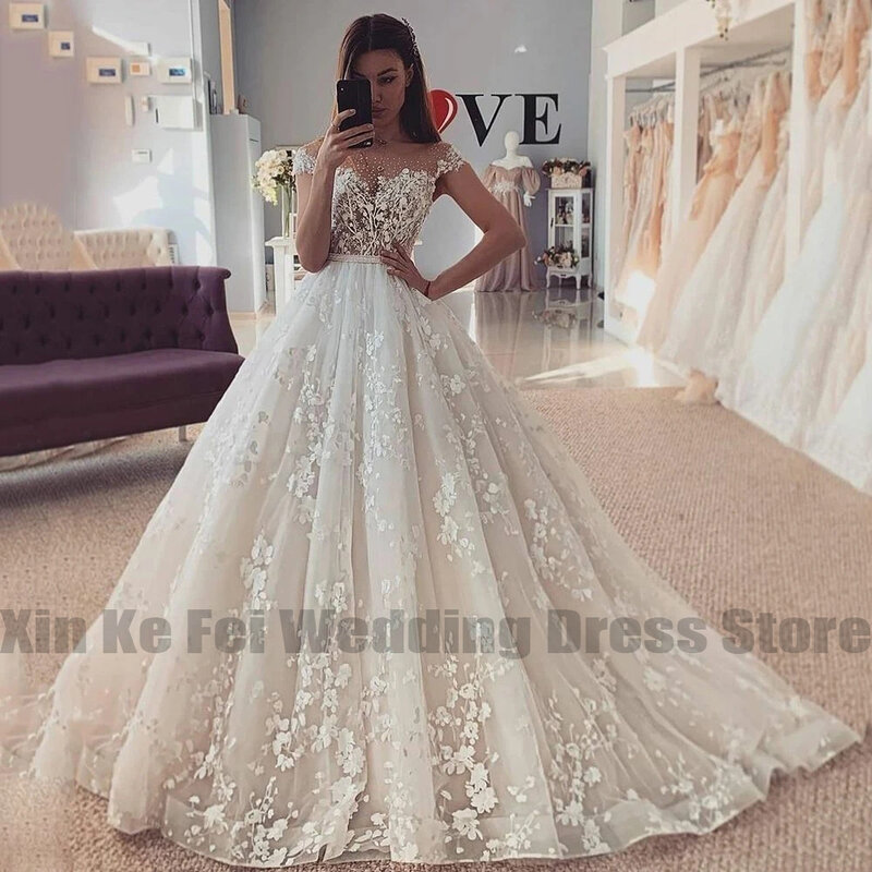 Gorgeous Bohemian Wedding Dresses Women's Elegant Sweetheart Sleeveless Lace Applique with Belt Bead String Princess Bridal Gown