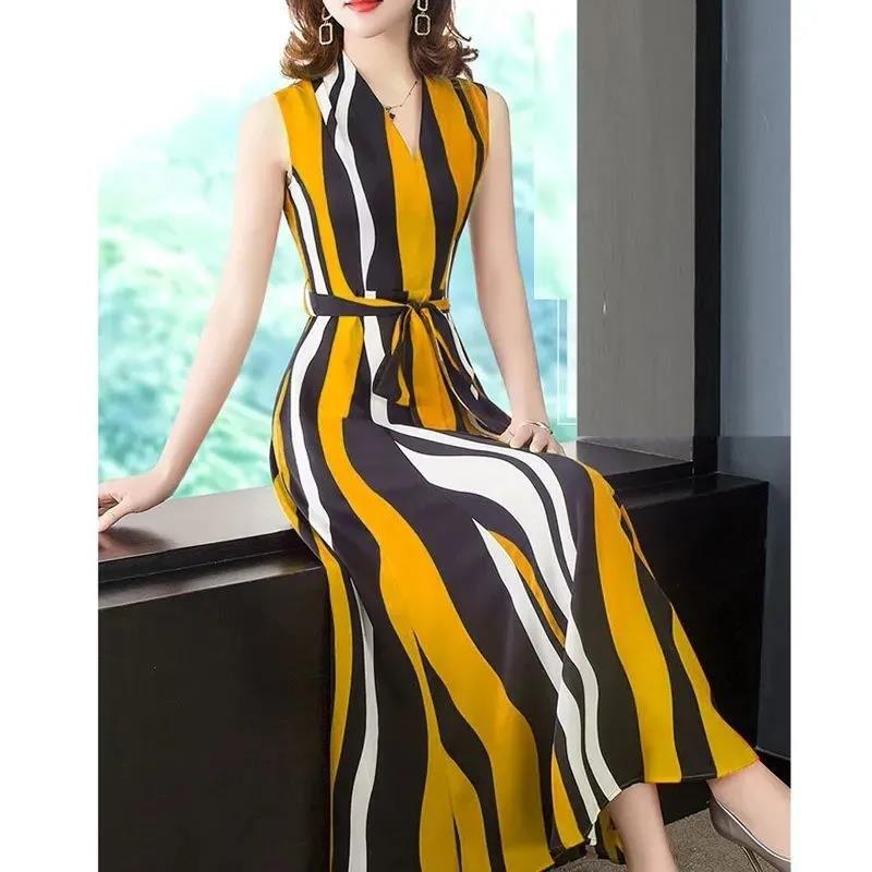 2024 Spring/Summer New Bohemian Stripe Fashion Versatile Sleeveless Dress Women's Mid Length Bottom Skirt