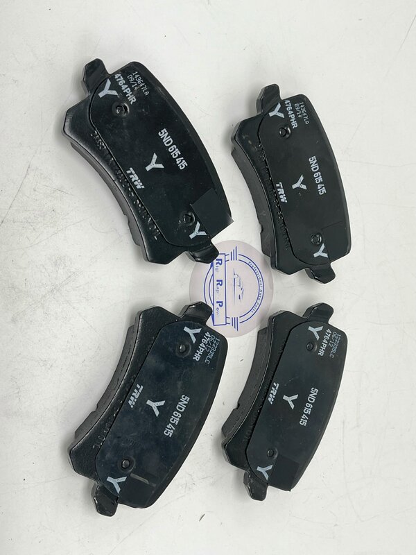 A set Rear brake pads For Audi Q3 A6 S6 VW Sharan Tiguan Passat Magotan 5ND698451 3C0698451F 3C0698451E
