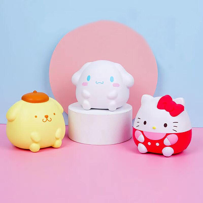 Mainan empuk dekompresi Hello Kitty Sanrio Kuromi Cinnamoroll pereda stres Squishy Kawaii Melody Anime kartun anak-anak