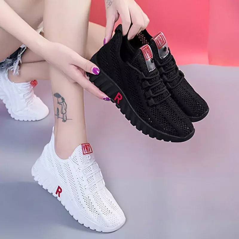 New Strict Fashionable Shoes for Women Summer Running Breathable White Walking Casual Sports Mesh Shoes