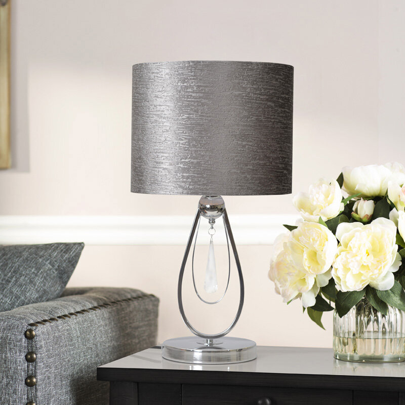 Lámpara de escritorio simple y moderna para dormitorio, creativa, a la moda, personal, mesita de noche gris, lámpara de mesa para habitación de hotel, atenuación cálida