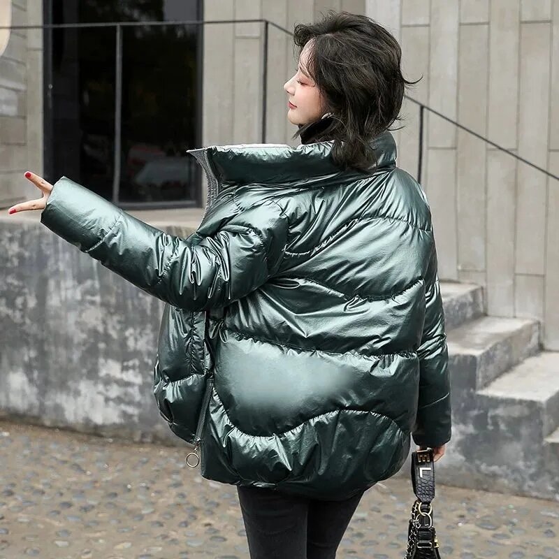 女性の冬の綿のジャケット,ルーズな韓国のコート,光沢のある,短い,厚い,綿,2023