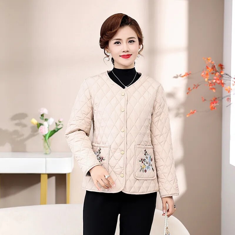 Middle-aged and Elderly Women's Jackets Autumn Winter Casual Short Jacket Large Size Winter Thin Section Down Cotton Outwear