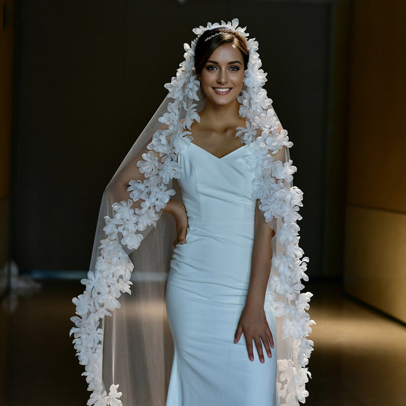 BL4025 Exquisite three-dimensional flower edge, single layer with hair comb bridal veil