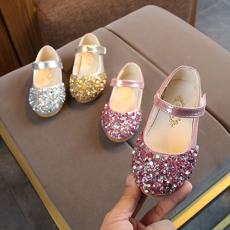 Buty dziecięce 2024 wiosna nowe dziewczyny buty księżniczki brokat dzieci dziecko buty do tańca na co dzień sandały dziewczęce malucha