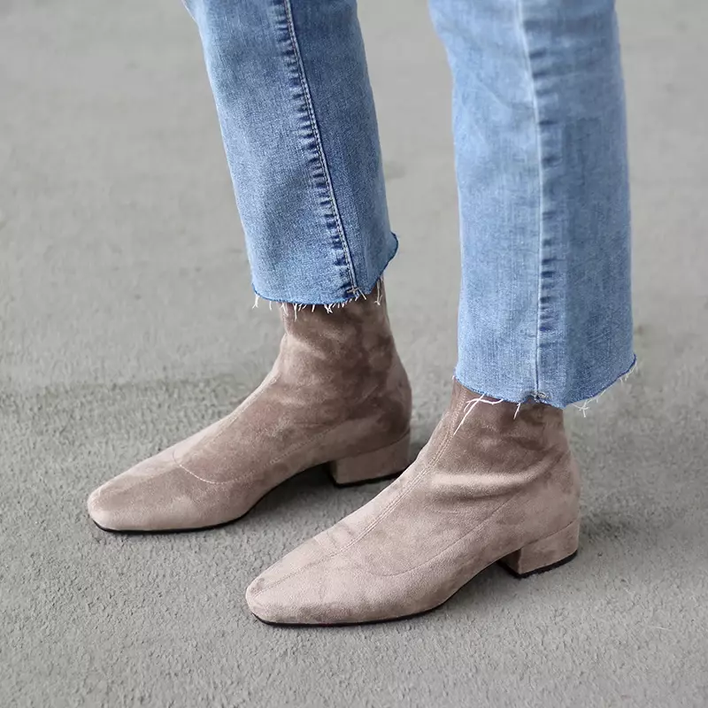 Botas elásticas casuais femininas, tamanho grande, botas em grupo palmilha com forro de pele de porco europeu e americano, sapatos novos para primavera 2022
