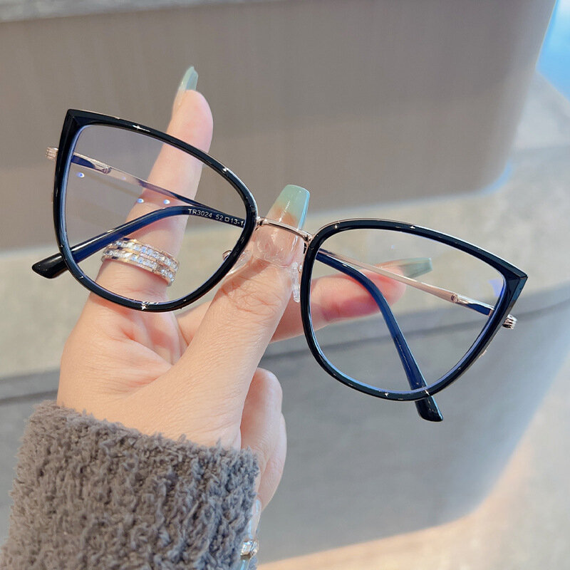 กรอบแก้วตาโลหะสำหรับผู้หญิงวินเทจทรงใหญ่กรอบแก้วเลดี้สแตนเลสแว่นตาสไตล์ INS ขายส่ง