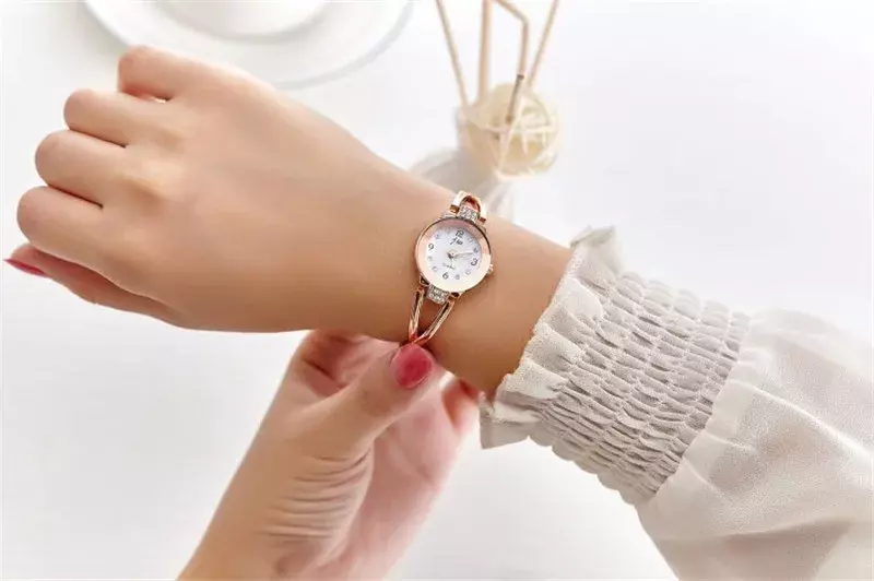 HOT sale Luxury Simple Small Round Dial 3 colour Ladies Womens Watches 2024 Top Brand Casual Quartz Watch Relogio Feminino clock