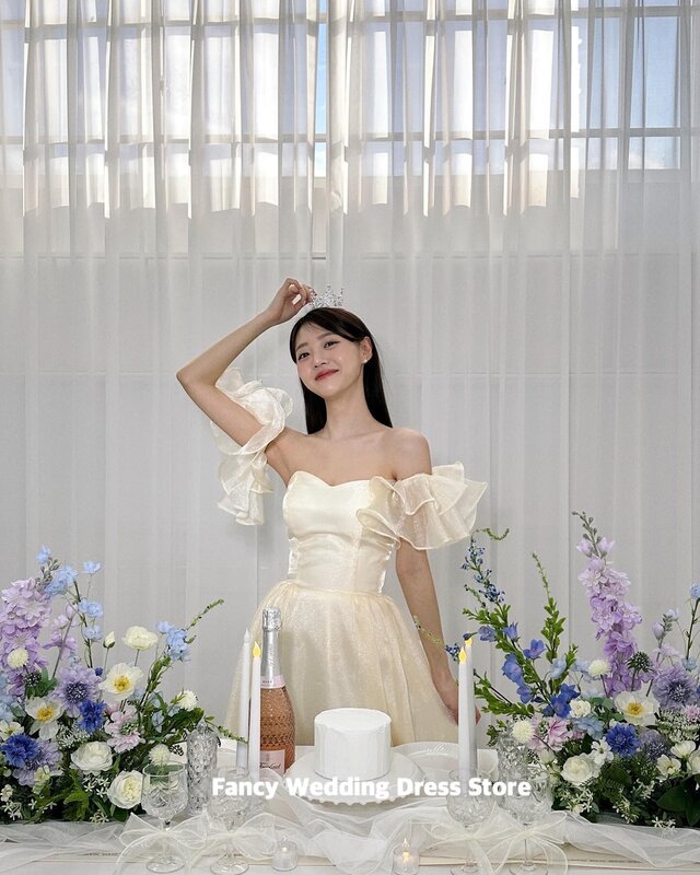 Fada coreana extravagante a linha do vestido de casamento, tiro fotográfico, fora do ombro, vestido nupcial brilhante do organza, comprimento do assoalho, vestidos de festa de aniversário