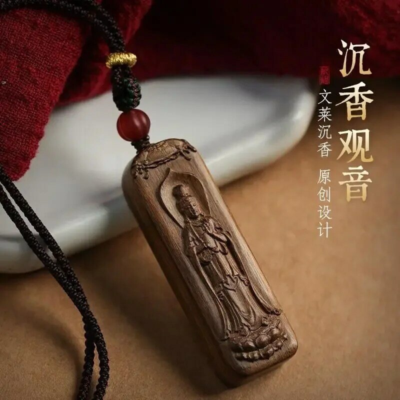 Drewniana dwustronna karta Buddy z drzewa sandałowego Guanyin Bodhisattva dla mężczyzn i kobiet Wysokiej klasy wiszący naszyjnik z drewna zanurzonego materiału