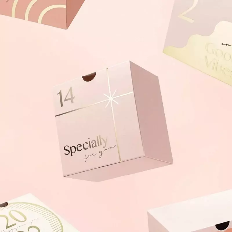 Spersonalizowany produkt własne logo kalendarz adwentowy papier puste pudełka na prezenty pudełko kartonowe do pakowania zestawy kosmetyczne tajemniczego pudełka