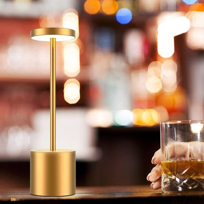 Lampada da tavolo creativa lampada da tavolo con regolazione continua della luce notturna ricaricabile USB lampada da comodino decorazione del Bar dell'hotel