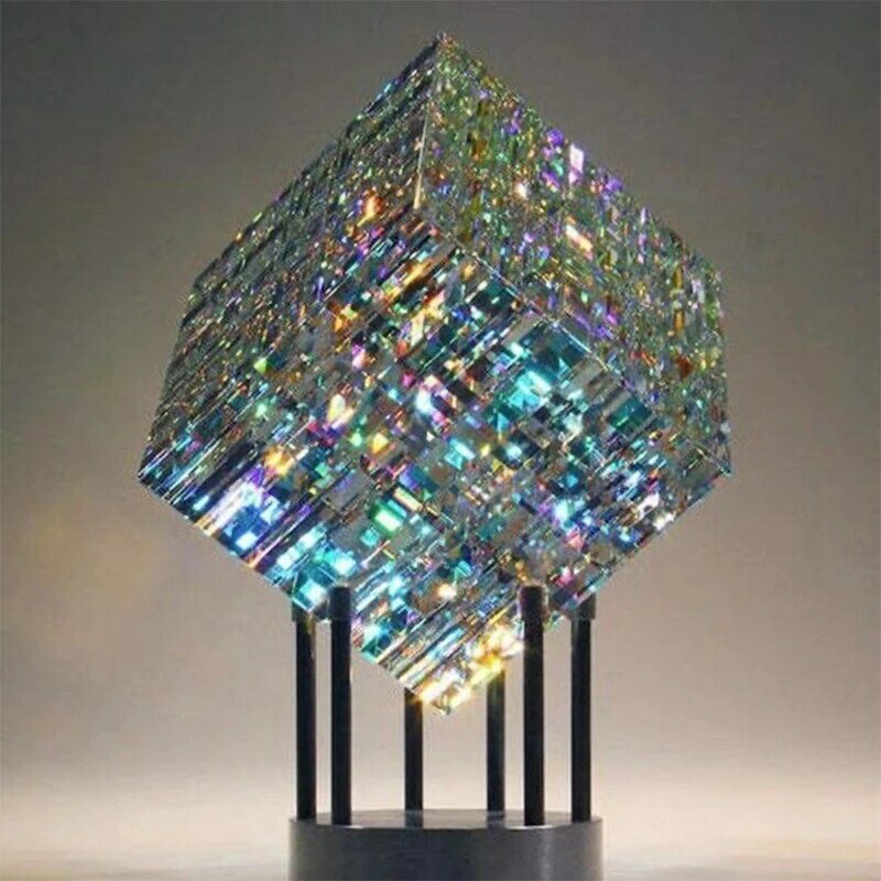 2023 Nieuwe Magische Kubus Kristal Sculptuur Tafeldecoratie Diamant K9 Imitatie Glas Magie Kleurrijke Kubus Tafeldecoratie