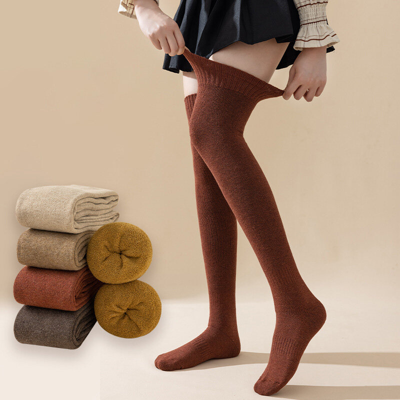 Calze lunghe calde invernali da donna addensare ragazze sopra il ginocchio calze bianche alte in stile giapponese tinta unita per ragazze mezzo sfocato
