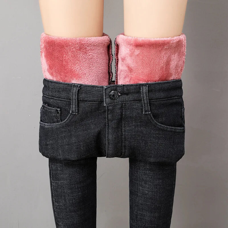 Women Thermal Jeans Pants Lady Winter Snow Warm Plush Stretch Jeans High Waist Fleece Jeans Thicken Denim Retro Jeans Trousers