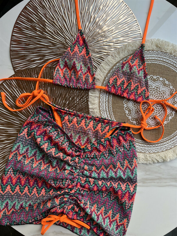 Conjunto de biquíni de três peças de malha para mulheres, folhas coloridas, maiô dividido