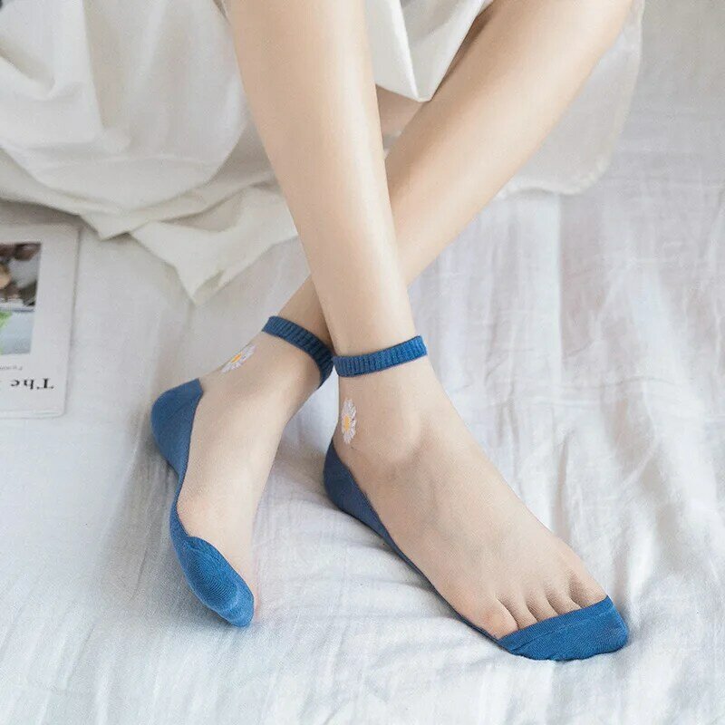Ultra Thin Socks For Summer Crystal Glass Stockings Small Daisy Female Socks  Solid Color Korean Style Female Boat Socks
