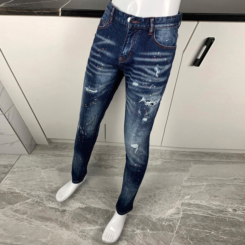 Główna ulica modne dżinsy męskie niebieskie w stylu Retro rozciągliwy elastyczny krój Slim Fit porwane jeansy mężczyzn malowany projektant Hip Hop markowe spodnie Hombre