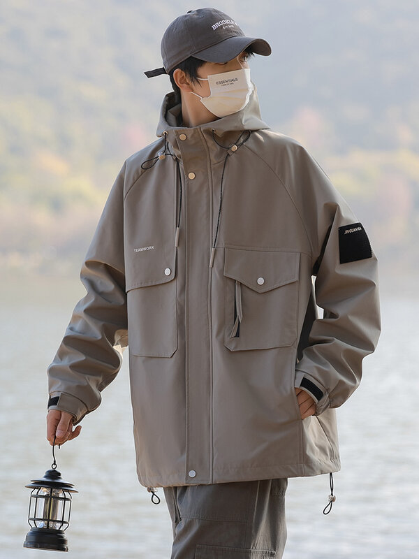 Jaket hoodie pria model Korea, jaket Windbreaker bertudung Unisex, jaket kasual banyak saku, mantel ukuran besar 8XL, mode musim semi baru 2024