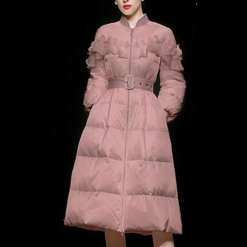 Женское пальто на белом утином пуху, розовое элегантное теплое пальто с воротником-стойкой и отстрочкой из органзы в виде листьев лотоса, зима