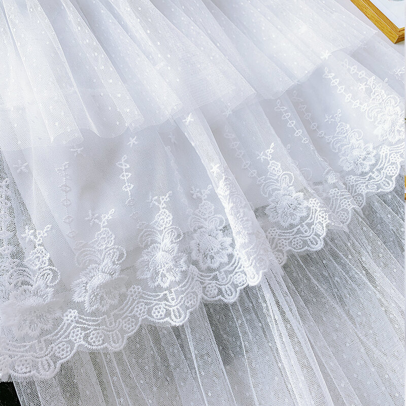 Gentle Lace Cake Skirt Sweet Flower Embroidered Fairy Skirt 2023 New Autumn Polka Dot Korean Fluffy Skirt