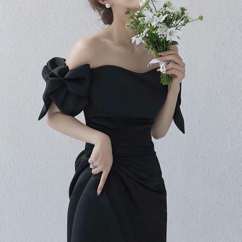 柔らかいサテンの長いウェディングドレス,裸の肩,韓国のファッション,黒いサテンのロングドレス,新しいコレクション2024