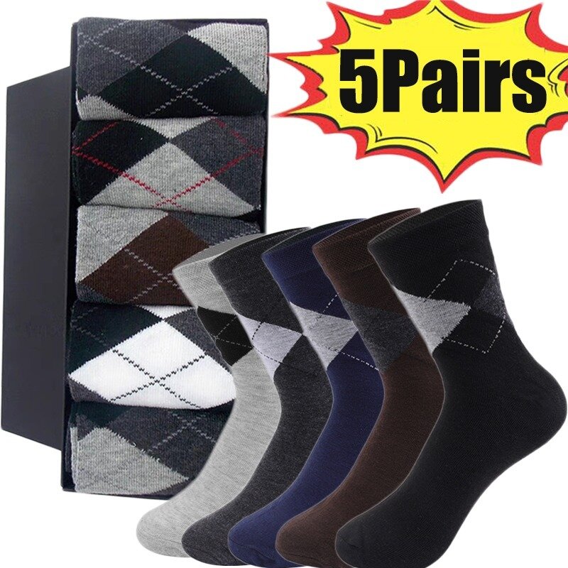 5 Paar neue Winter Herren Socken verdicken warme hochwertige Harajuku Mittel rohr Socke lässig Mode Diamant Karo Wolle Schnees ocken