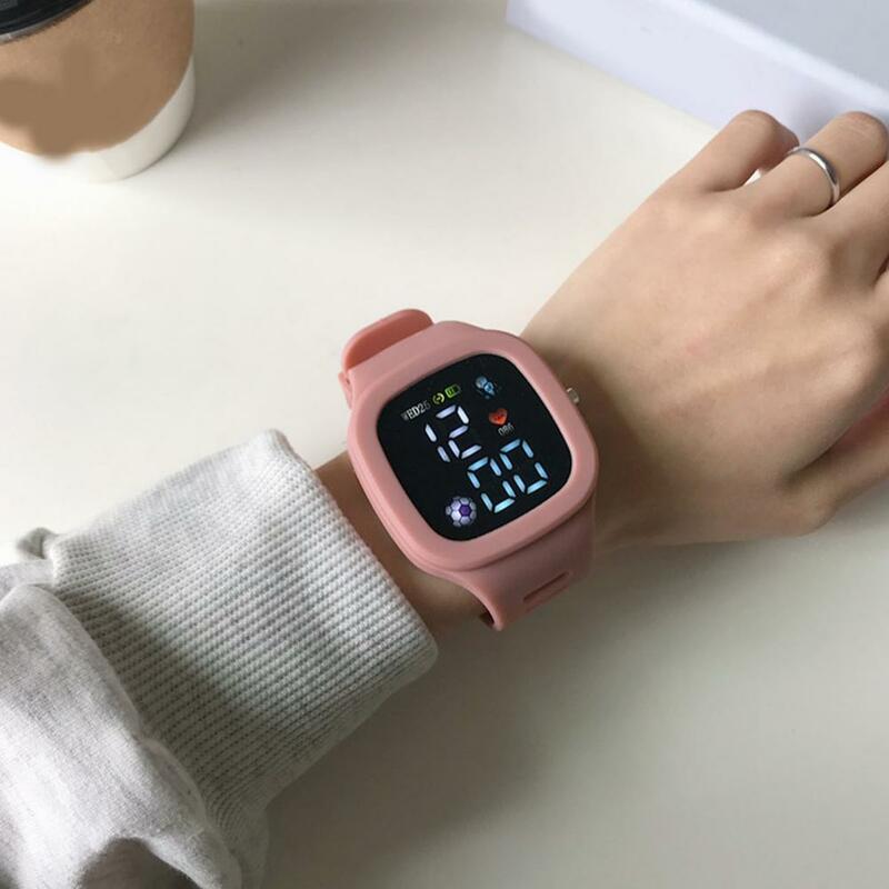 Watch Stylish Square Dial Digital Watch Adjustable Silicone Strap Accurate Time Display Lightweight Unisex Wristwatch Student