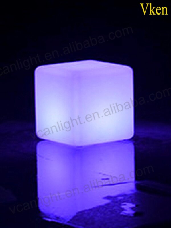 8 pçs/lote 10*10cm mais barato preço recarregável cores em mudança de plástico led mood night light na mesa VC-A100