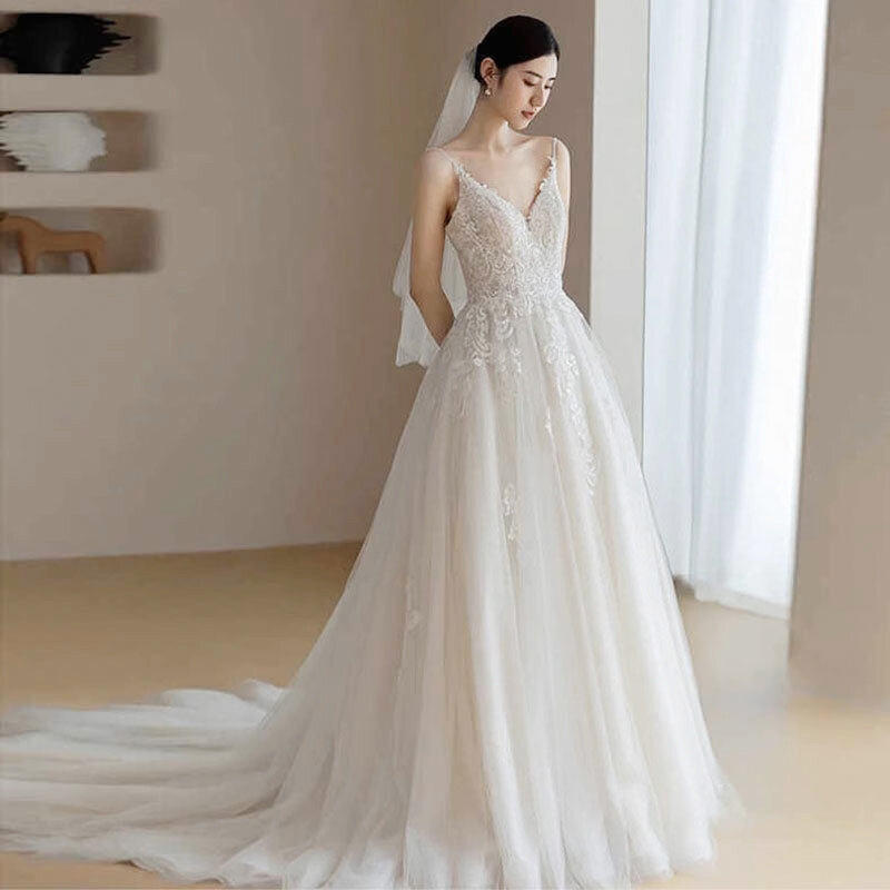 Женское кружевное свадебное платье It's yiiya, белое фатиновое платье на бретельках с V-образным вырезом в стиле бохо на лето 2024
