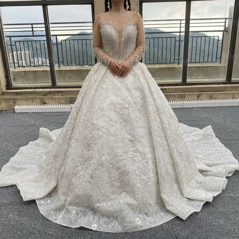 C5073B Luxury Ball Gown Wedding Dress , Long Sleeve Lace Beading Button Back Ball Gown Bridal Dress Princess Wedding Dresses