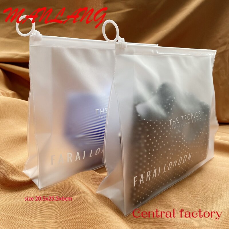 Bolsa de plástico con logotipo personalizado, bolsa de PVC transparente con cierre de cremallera, anillo de tracción redondo, bolsas de embalaje con cremallera para ropa