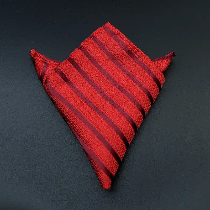 Pañuelos cuadrados pequeños de seda de poliéster para hombres, trajes de camisas, toallas de bolsillo Rojas, celebraciones de boda, accesorios de banquetes