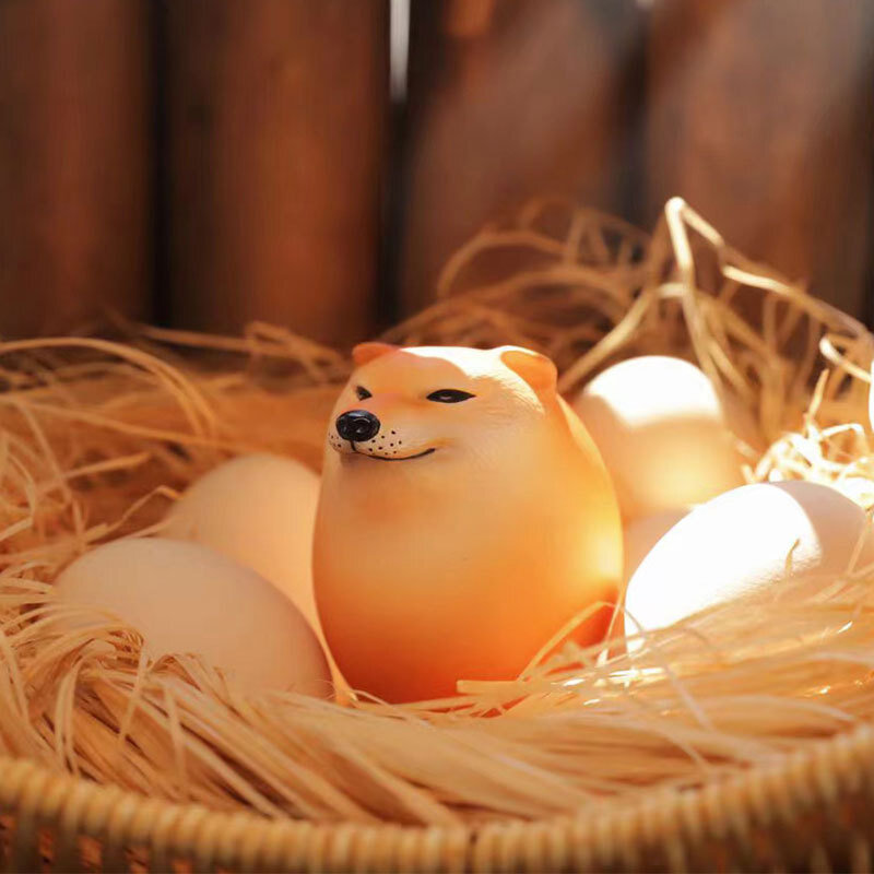 Dekorasi meja anjing & telur, 1 buah dekorasi kreatif Shiba Inu bentuk telur PVC realistis untuk kantor rumah hadiah Natal menyenangkan