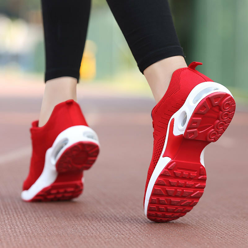 Baskets en maille respirantes pour femmes, chaussures de marche à plateforme, chaussures de tennis légères, chaussures d'entraînement athlétiques pour dames, chaussures rouges