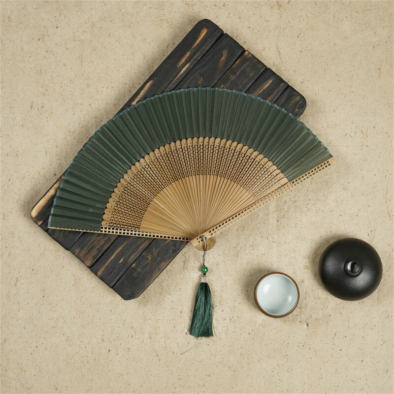 Kipas lipat bambu ukir, tangan pernikahan, properti pesta wangi, kipas kayu Tiongkok, berongga antik, kipas lipat antik