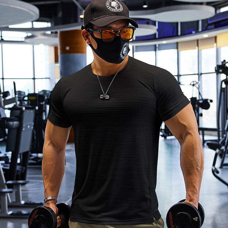 Men's Sports T-shirts Running Fitness Tshirts Breathable Sport Tops Solid Skim Short Sleeve Shirts Male Casual Gym Sportwear