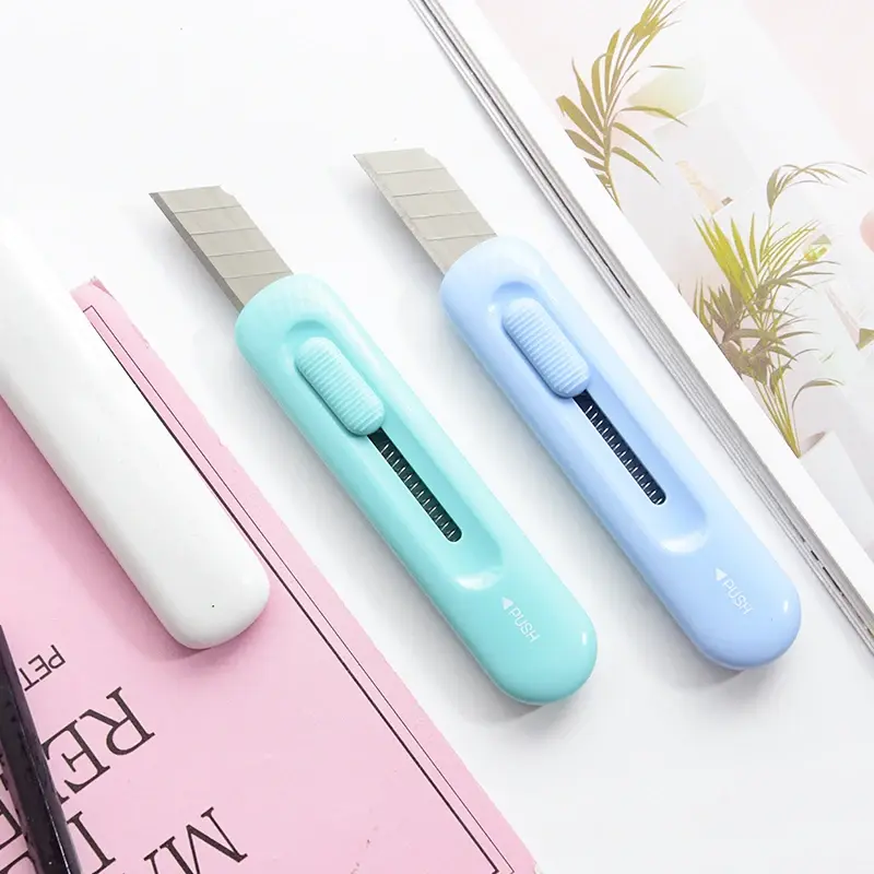 1 buah pisau utilitas kecil kertas pemotong Mini Fashion belajar perlengkapan kantor warna acak