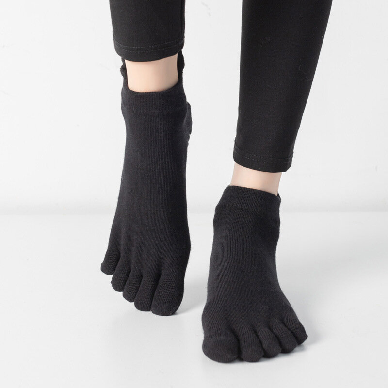 Chaussettes de Yoga épaisses en coton peigné, semelle en Silicone, antidérapantes, Pilates, pantoufles de sport avec poignées