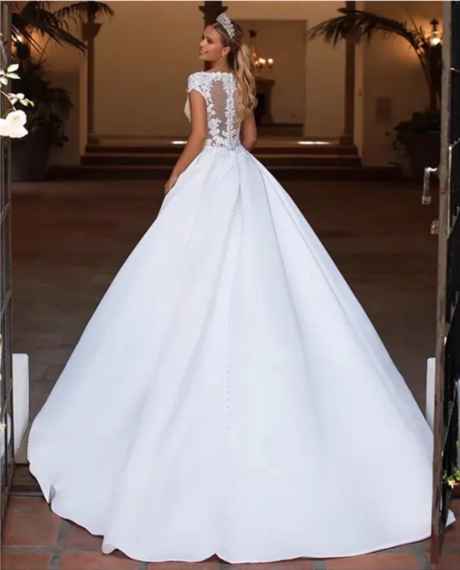 Neue Prinzessin Brautkleider Kristalle lange Spitze Perlen Vestido de Novia Kleid Ballkleid sexy V-Ausschnitt funkelnde Dubai Brautkleider