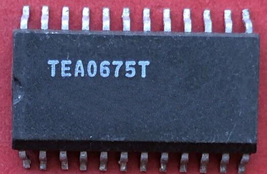 IC جديد الأصلي TEA0675T SOP24 IC بقعة العرض ضمان الجودة حزمة استخدام ترحيب التشاور بقعة يمكن أن تلعب