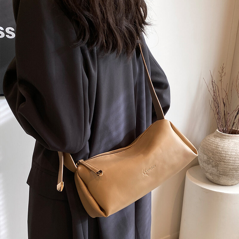 Tas wanita Baguette klasik tas bahu ketiak desainer mewah mode untuk wanita tas selempang kasual clutch kulit PU