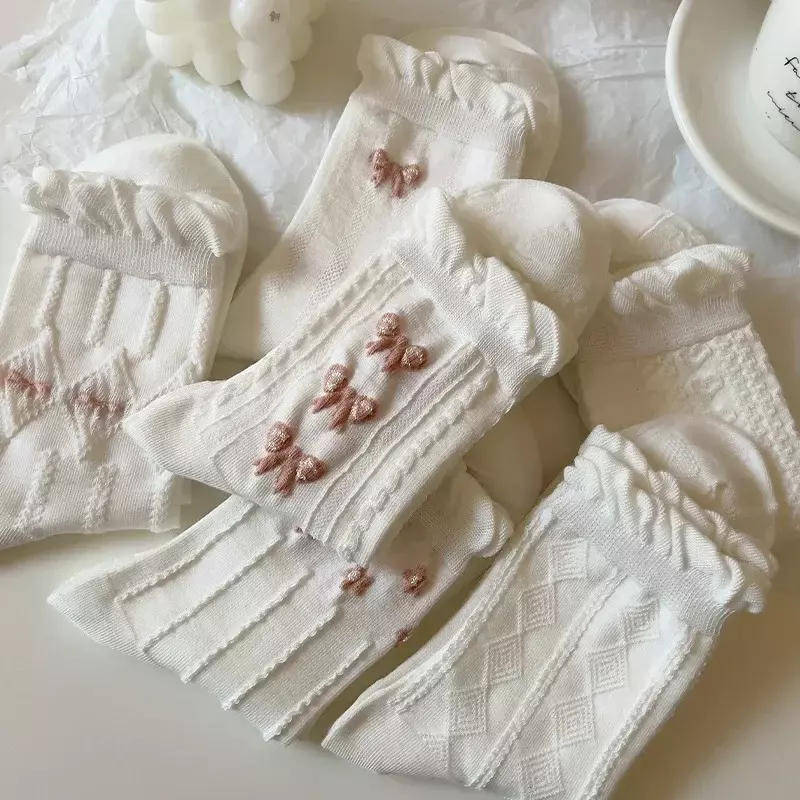 3 Paar süße Lolita Spitze Bogen Mittel rohr Socken schwarz weiß jk koreanische weiche Baumwolle atmungsaktive Socke lässig kawaii weibliche Sokken