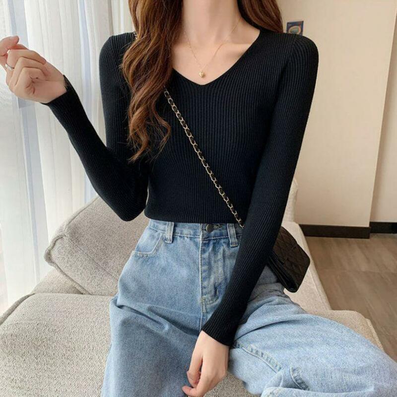 Solid Color V-neck Shirt Winter Basic Top Stylish Women's V Neck Knitted Pullover Soft Slim Fit Sweater for Fall Winter Seasons