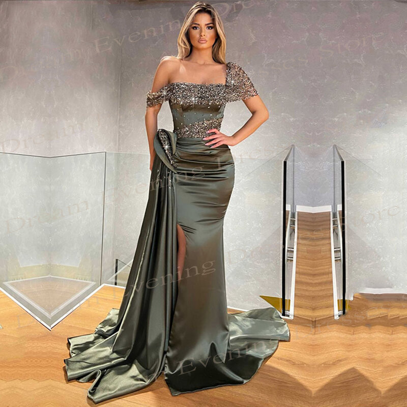 2024 gaun malam menawan putri duyung Wanita hijau Modern klasik gaun Prom berlipat bahu terbuka Vestidos De Festa bermanik